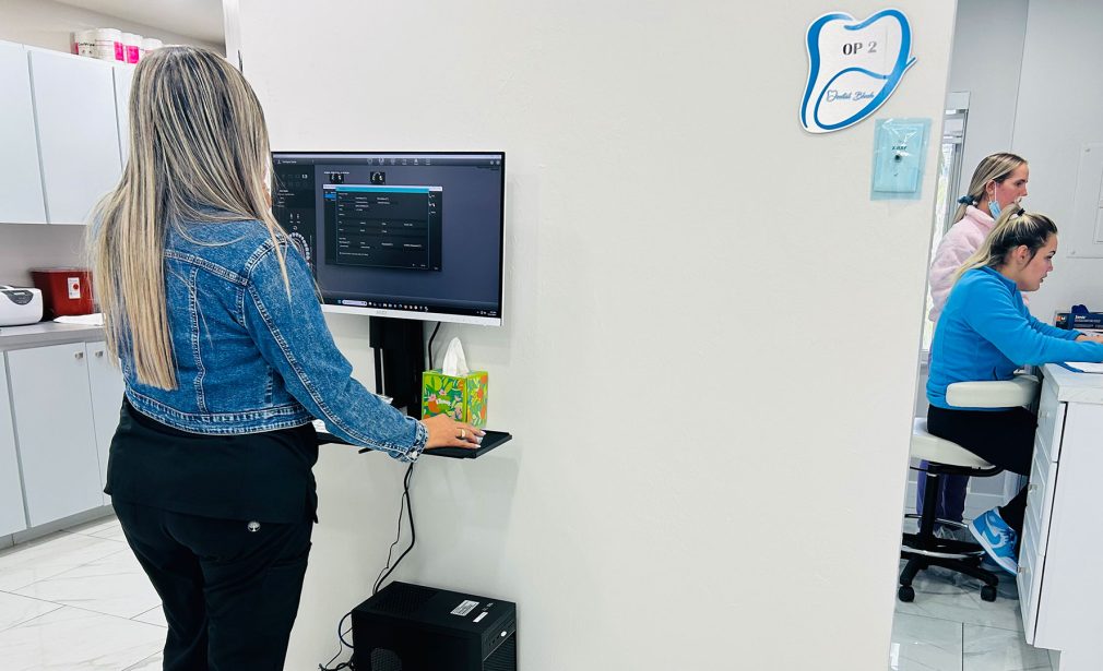 Cosmetic dentistry in Cape Coral at Dental Blush, providing professional aesthetic dental care