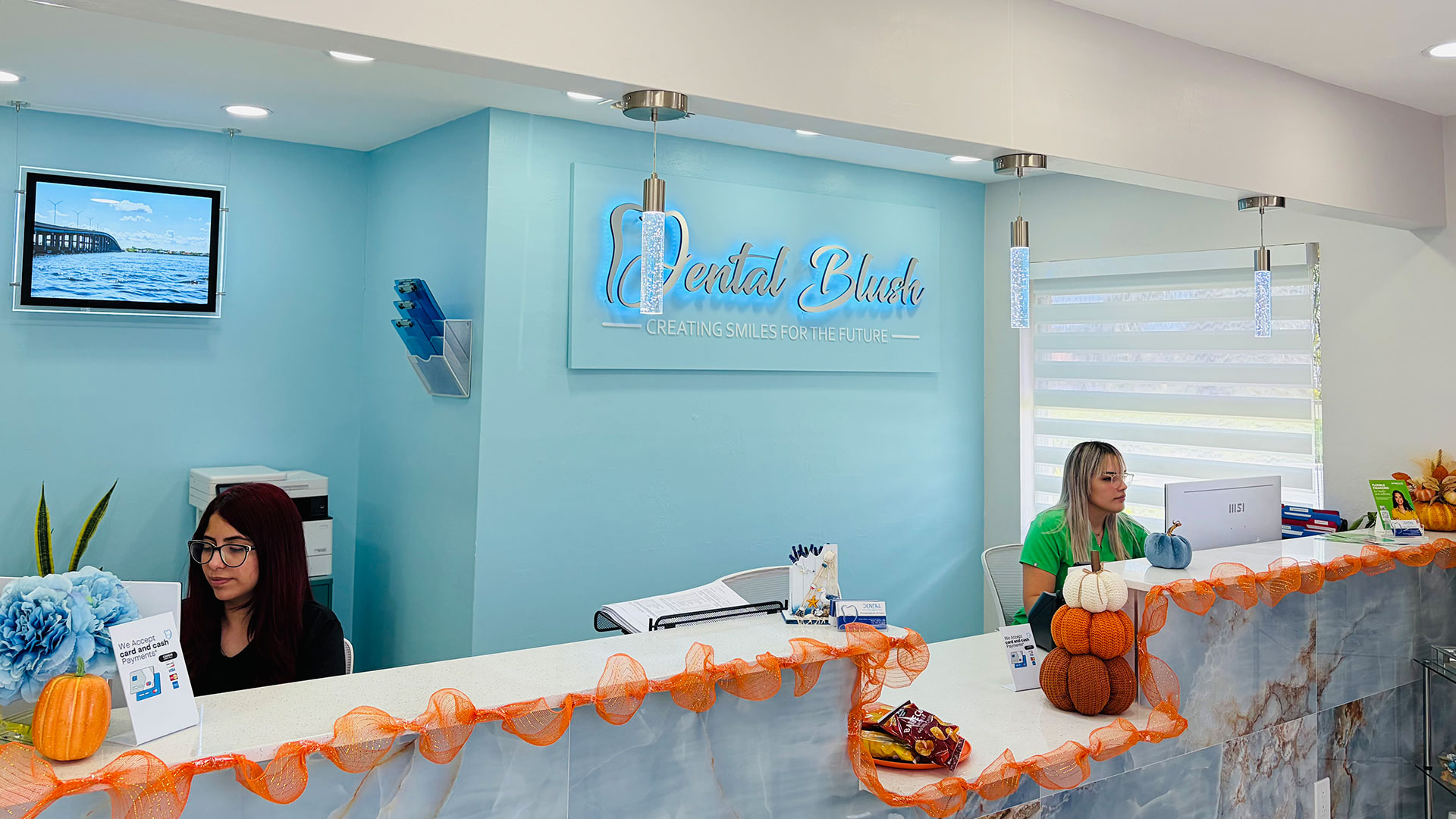 Cosmetic dentistry smile makeover at Dental Clinic Cape Coral