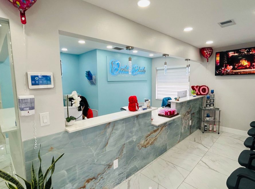 Bilingual family dentist providing affordable dental care in Cape Coral, FL at Dental Blush