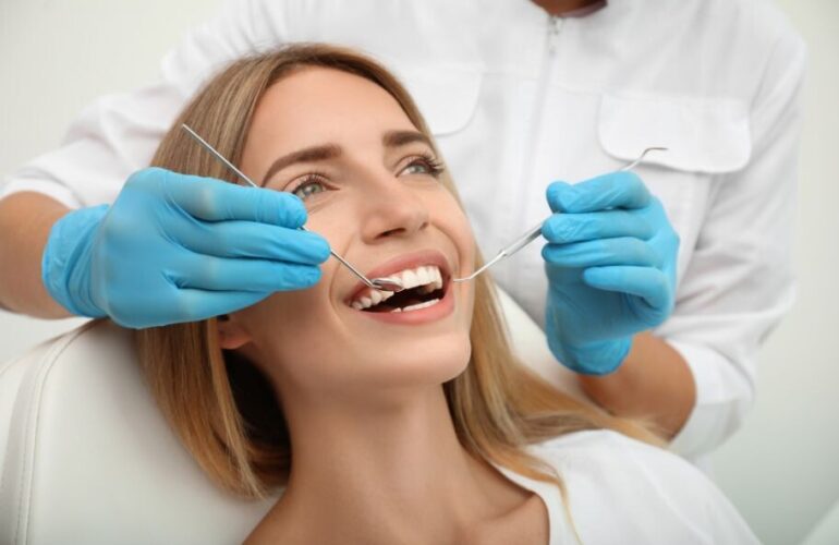 Dental Blush Cosmetic-Dentistry-Benefits-1-770x500 Benefits of Cosmetic Dentistry for a Beautiful Smile Cosmetic  Cosmetic Dentists near me Cosmetic Dentistry Benefits Miami FL Cosmetic Dentistry Benefits cosmetic dentistry Cosmetic Dentist Miami 