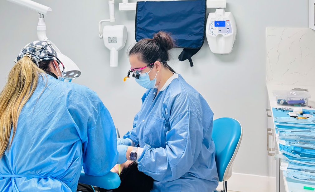 Comprehensive periodontal services in Tamiami for oral health