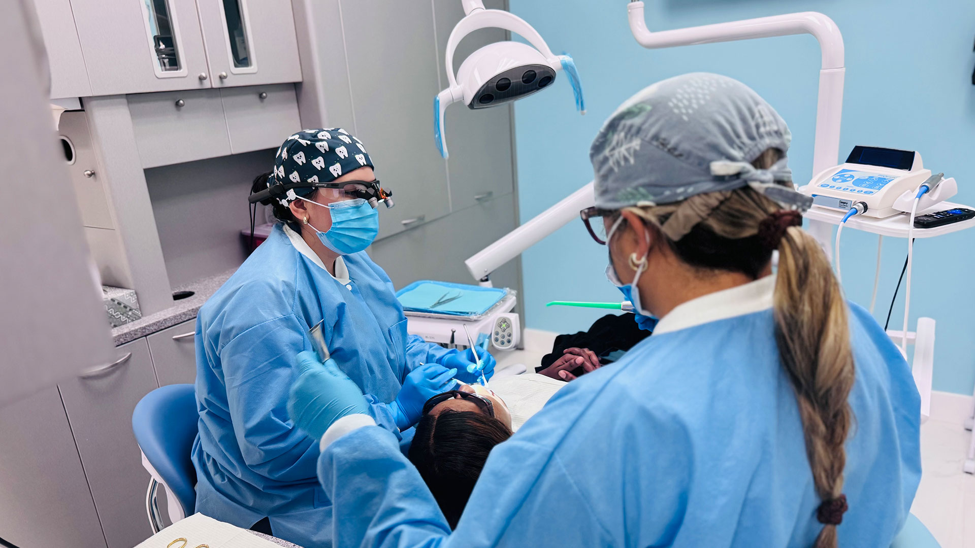 Wisdom Tooth Removal in Miami at Dental Blush Tamiami