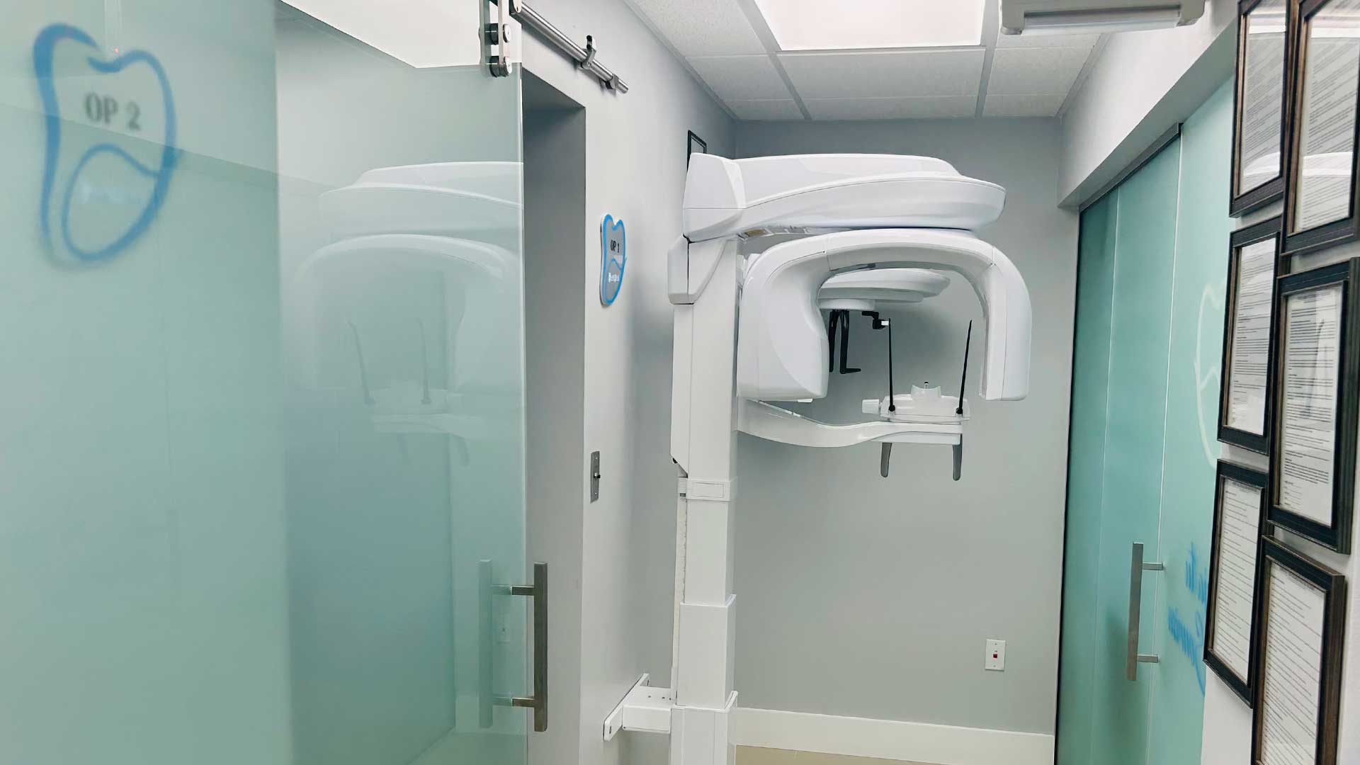 Dental Radiographs in Miami at Dental Blush Tamiami Dental radiographs in Miami with digital X-ray equipment at Dental Blush Tamiami